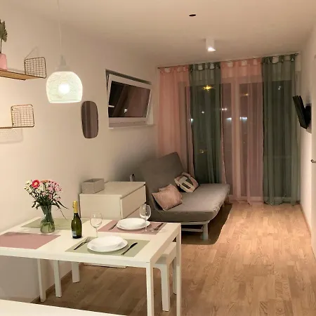 Apartment Promenade By Bestchoice - Self Check-in With Parking Option *
