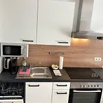 Promenade By Bestchoice - Self Check-in With Parking Option Apartman