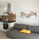 Promenade By Bestchoice - Self Check-in With Parking Option Apartman