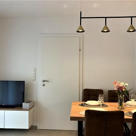 Promenade By Bestchoice - Self Check-in With Parking Option * Štýrský Hradec