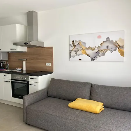 Promenade By Bestchoice - Self Check-in With Parking Option Apartmán