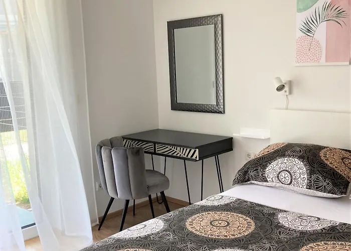 Promenade By Bestchoice - Self Check-in With Parking Option شقة غراتس